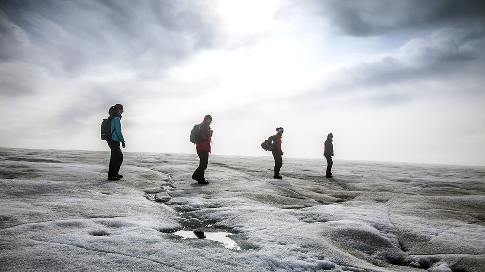 Glacier walk in Svalbard ©-Marcel Schütz-2020