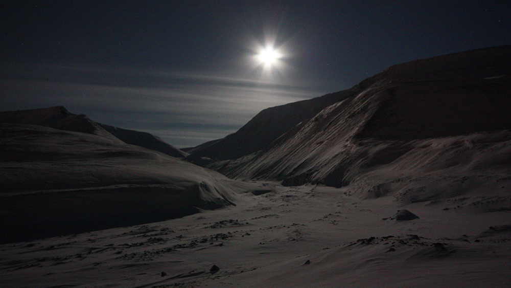 Dunkelzeit auf Spitzbergen