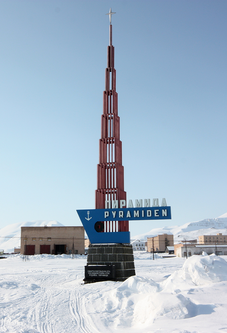 Monument in Pyramide, Svalbard Polar Bear on driftice in Svalbard ©-Marcel Schütz-2020